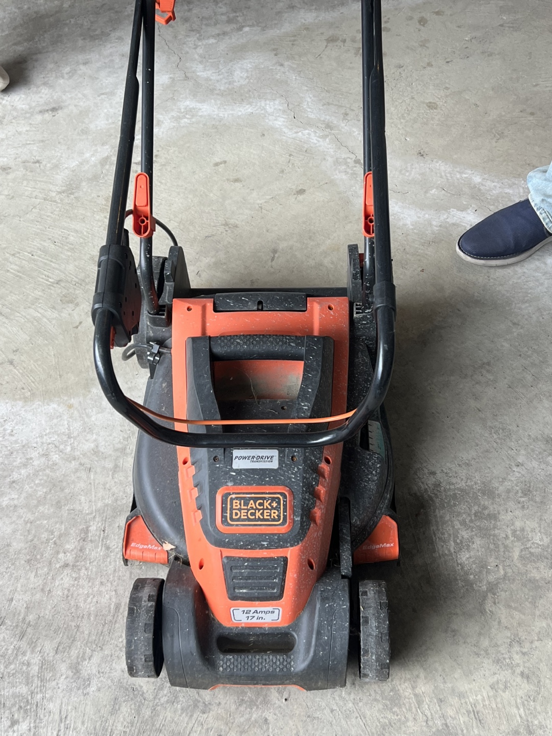 Black+Decker 12-inch Powerdrive Electric Lawn Mower