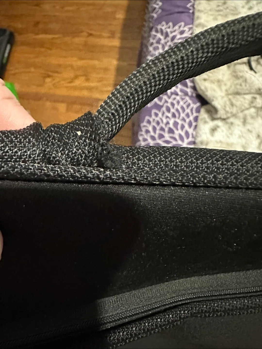 Black Laptop Sleeve with Handle image indicator(5)