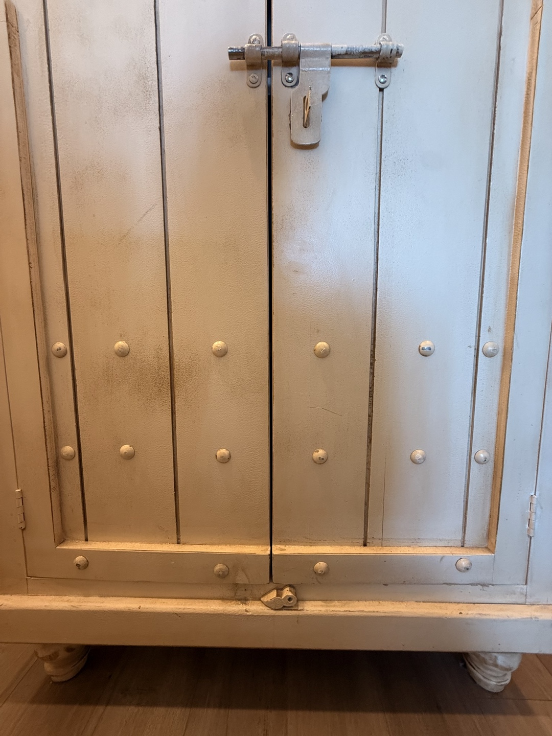 Shabby Chic - Hand-crafted Armoire - photo 3