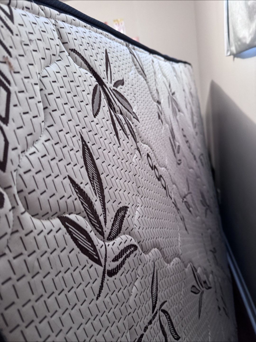 Queen size Used mattress