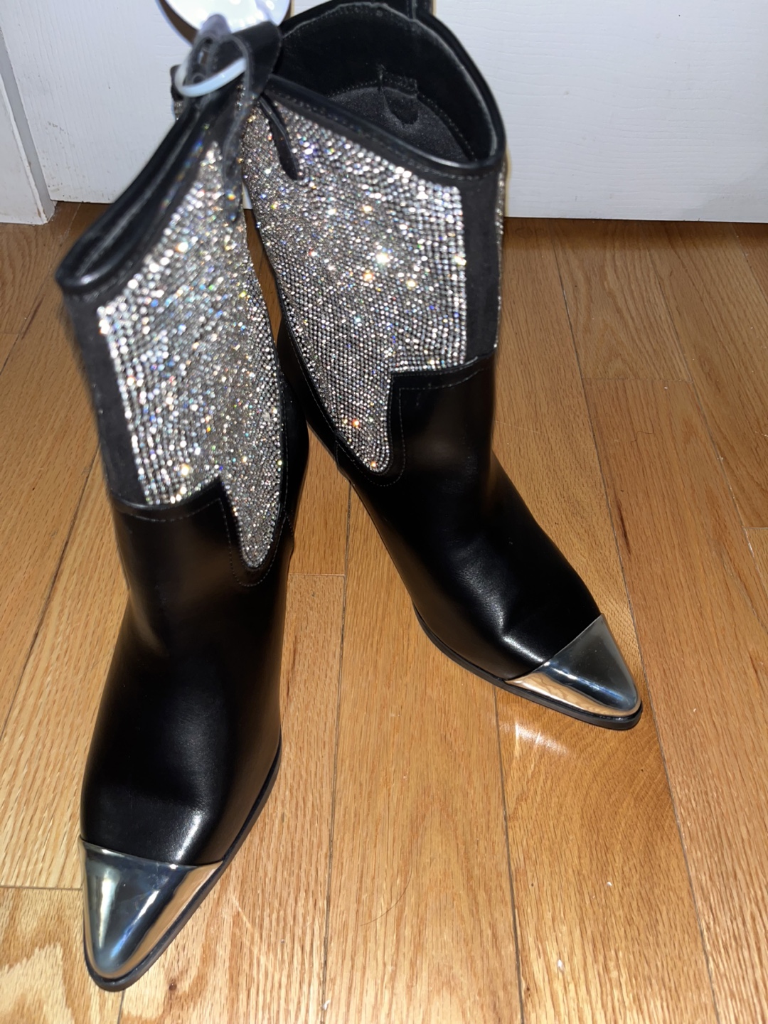 Brand new Black w sequin cowboy boots