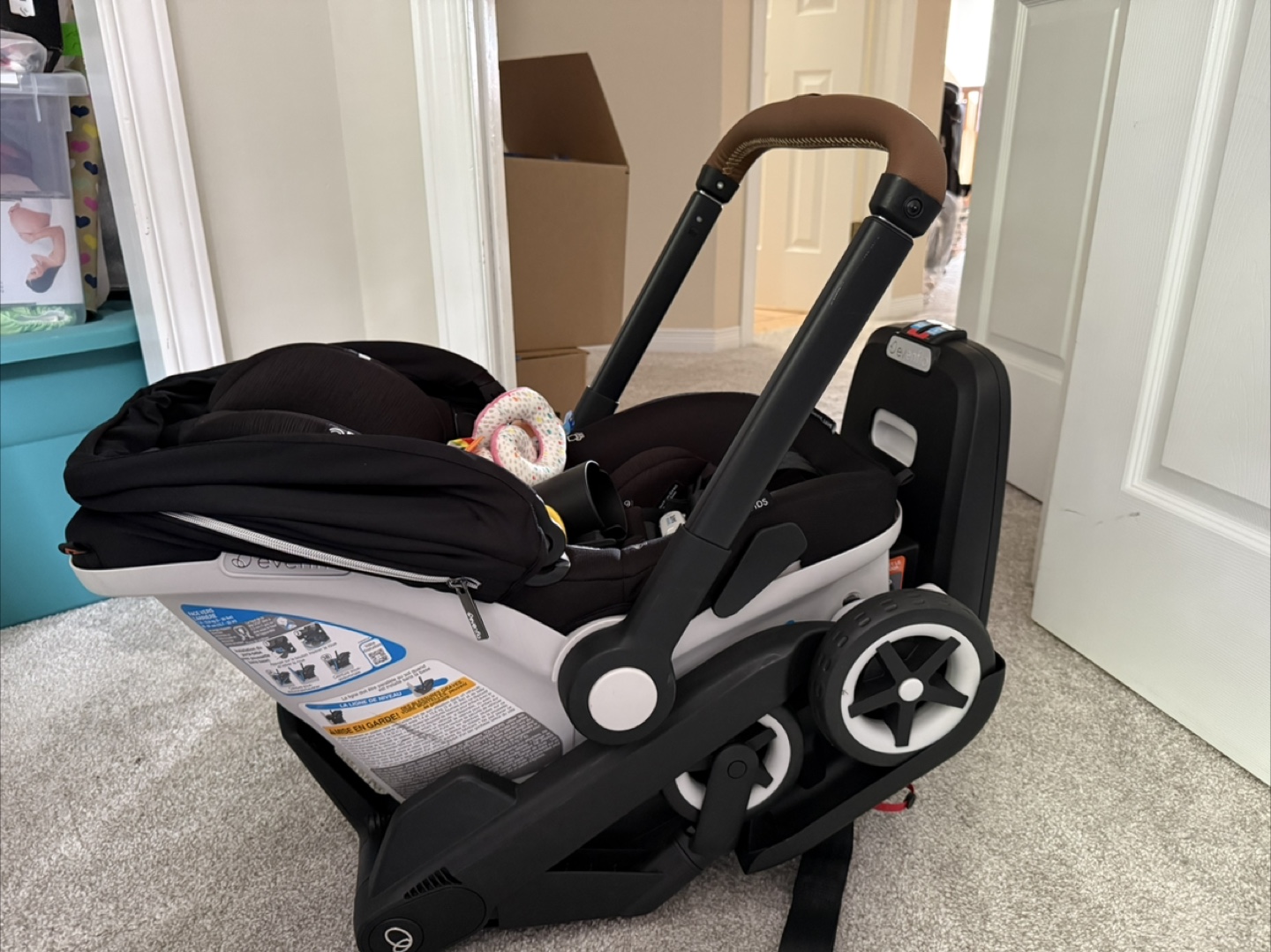 Evenflo Gold Shyft DualRide Infant Car Seat - photo 3