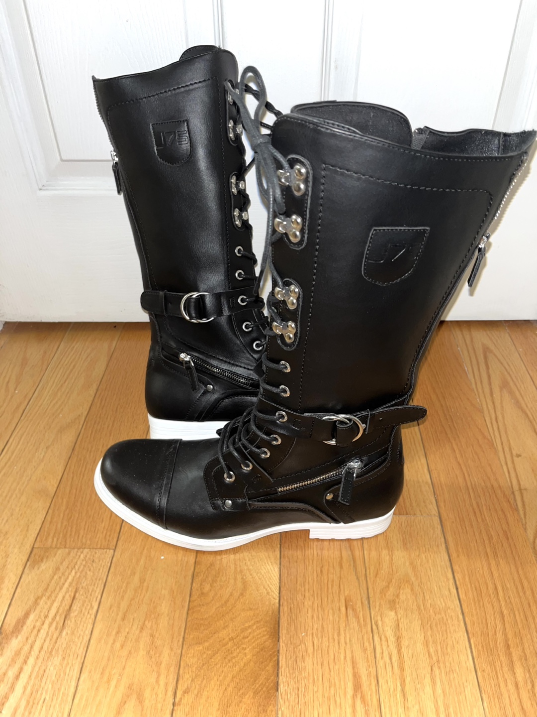 J75 Black Boots - photo 2