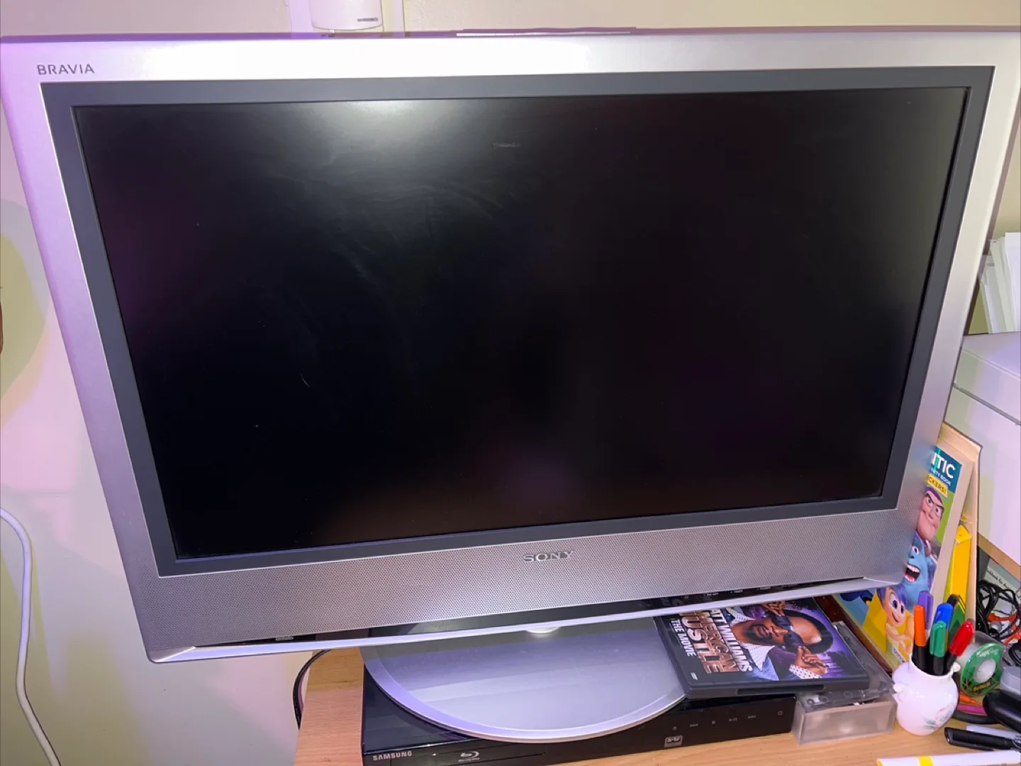 Sony Bravia LCD TV thumbnail
