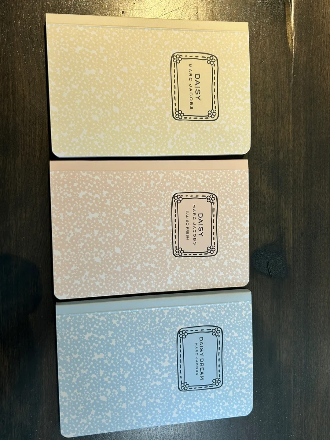 Marc Jacobs Daisy Fragrance Notebooks Set image indicator(4)