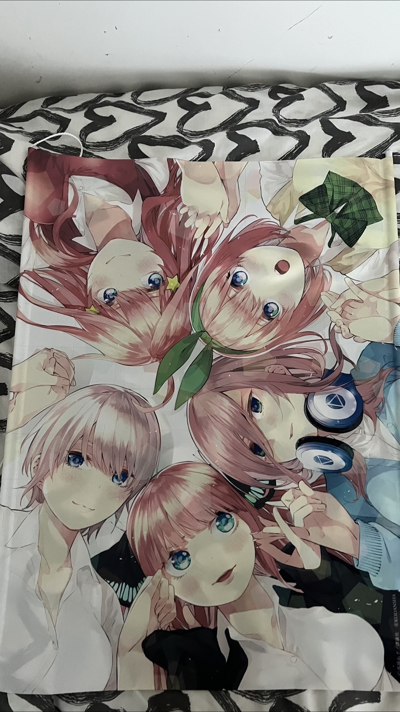 The Quintessential Quintuplets Wall Scroll