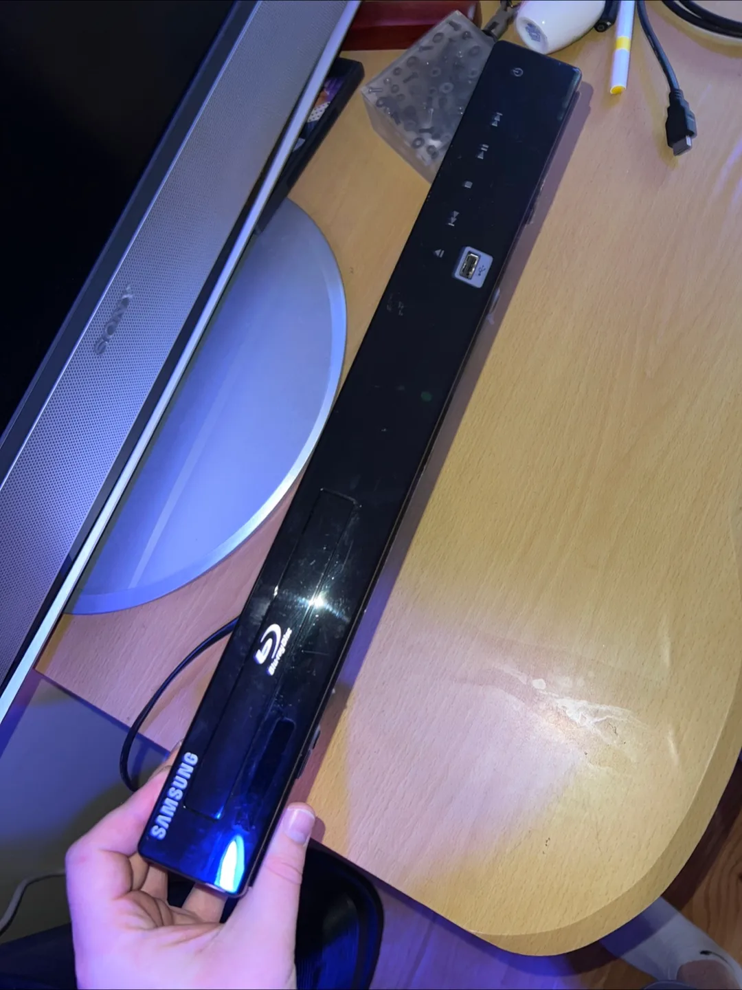 Samsung BD-P1590 Blu-ray Disc Player thumbnail