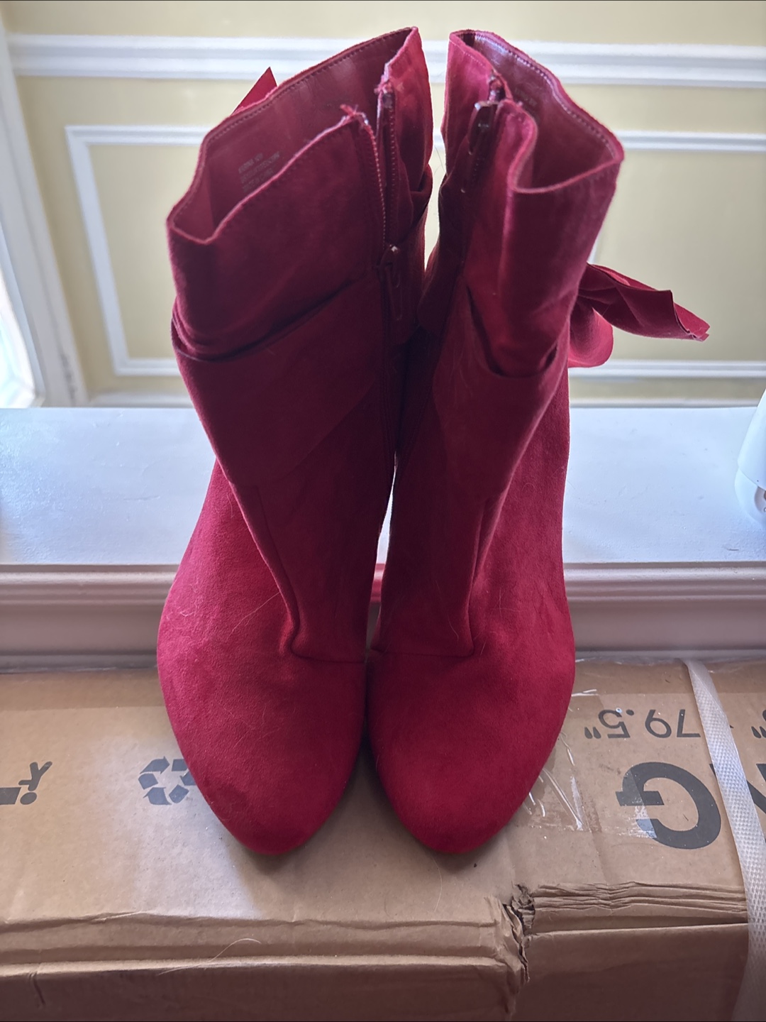 Red Suede Bow Ankle Boots - photo 4