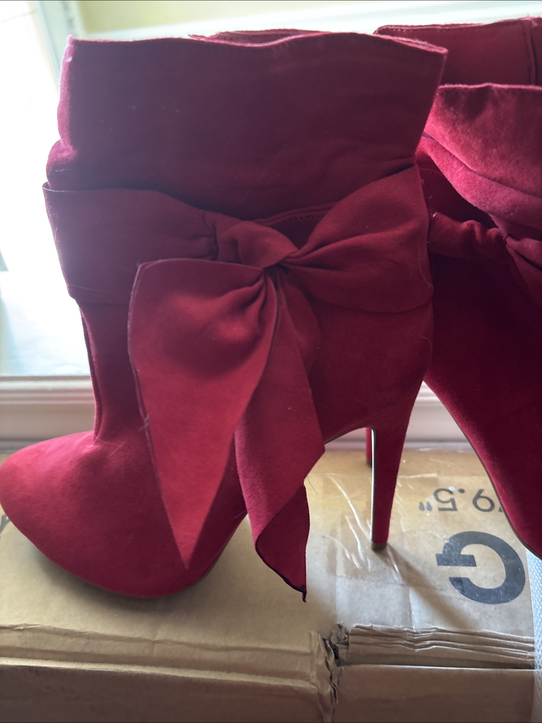 Red Suede Bow Ankle Boots - photo 2