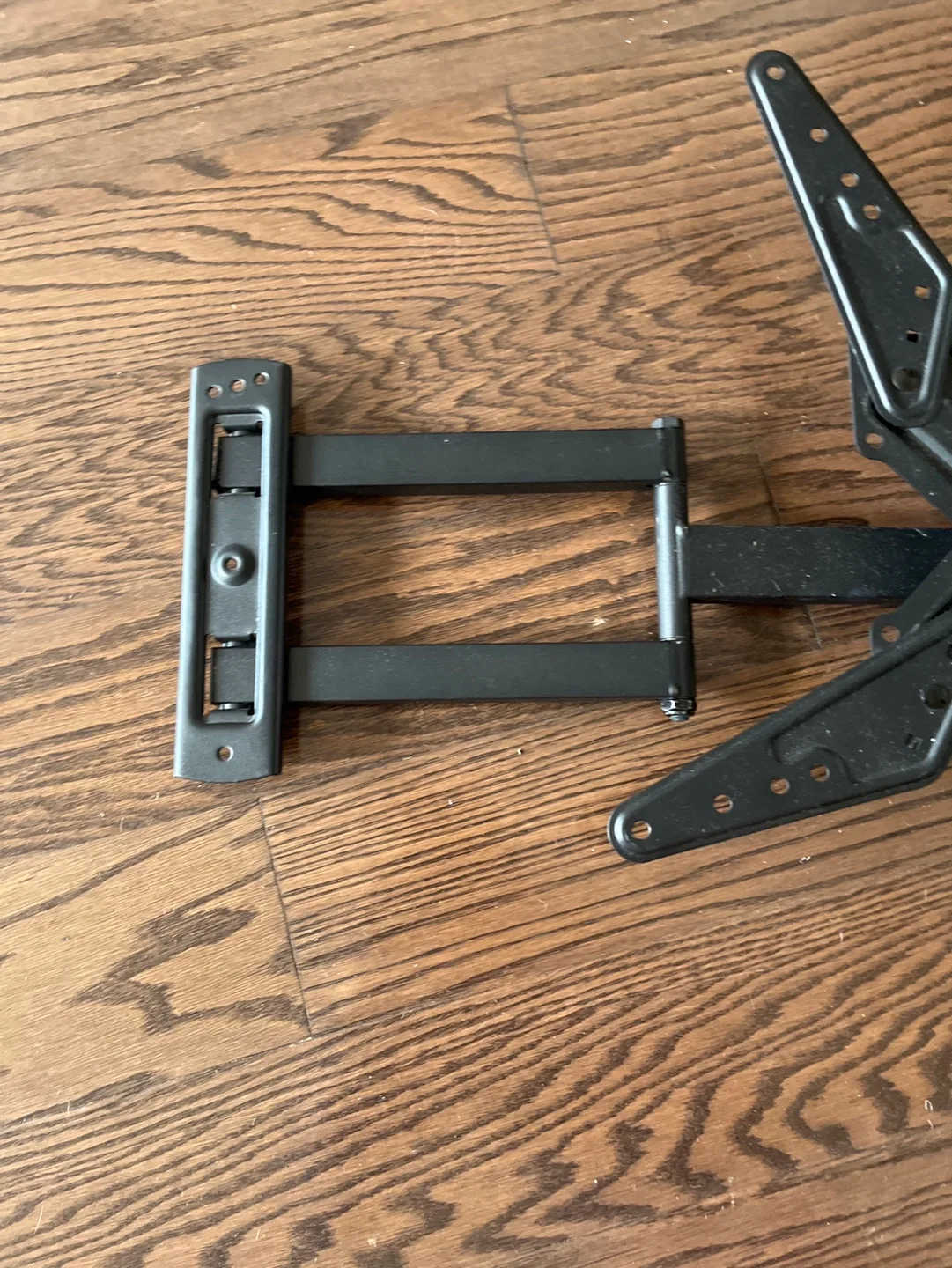 Alphamount Full Motion adjustable TV or monitor Wall Mount image indicator(3)