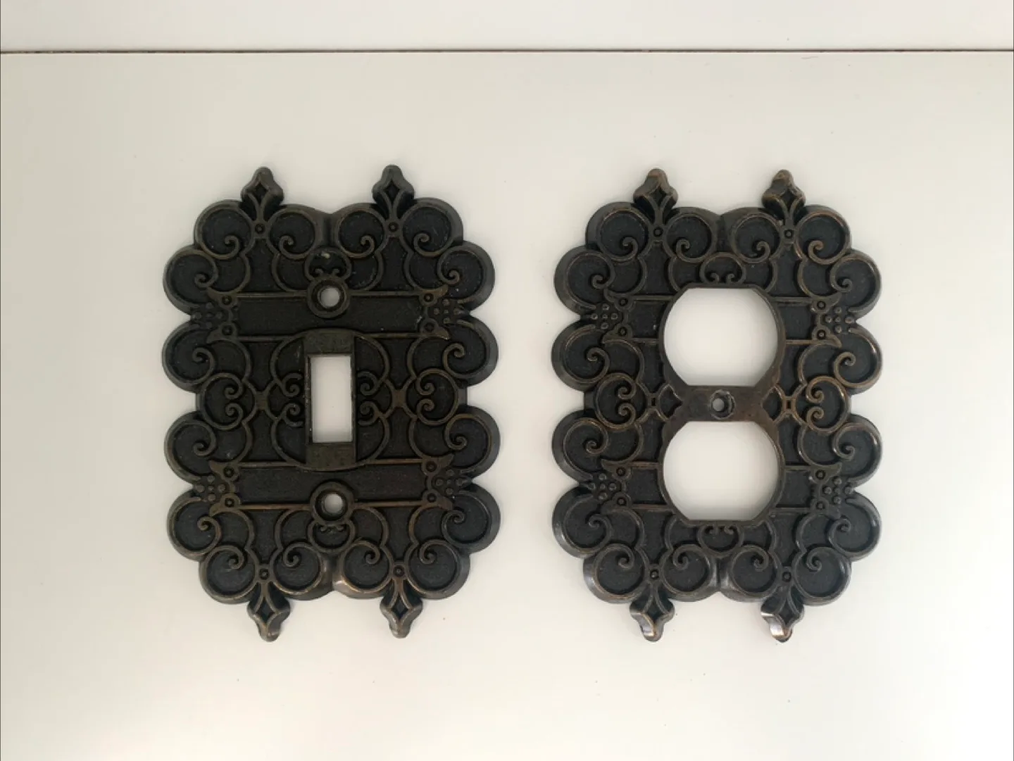 Set of Ornate Light Switch and Outlet Plates (1970s items) thumbnail