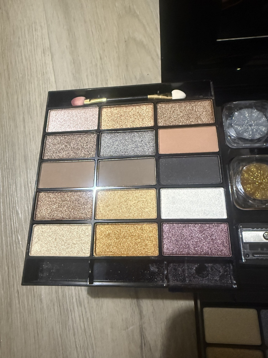 Morneca Makeup Kit - photo 2