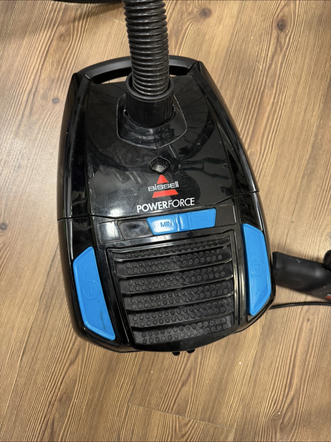 Bissell Powerforce Bagged Vacuum Cleaner