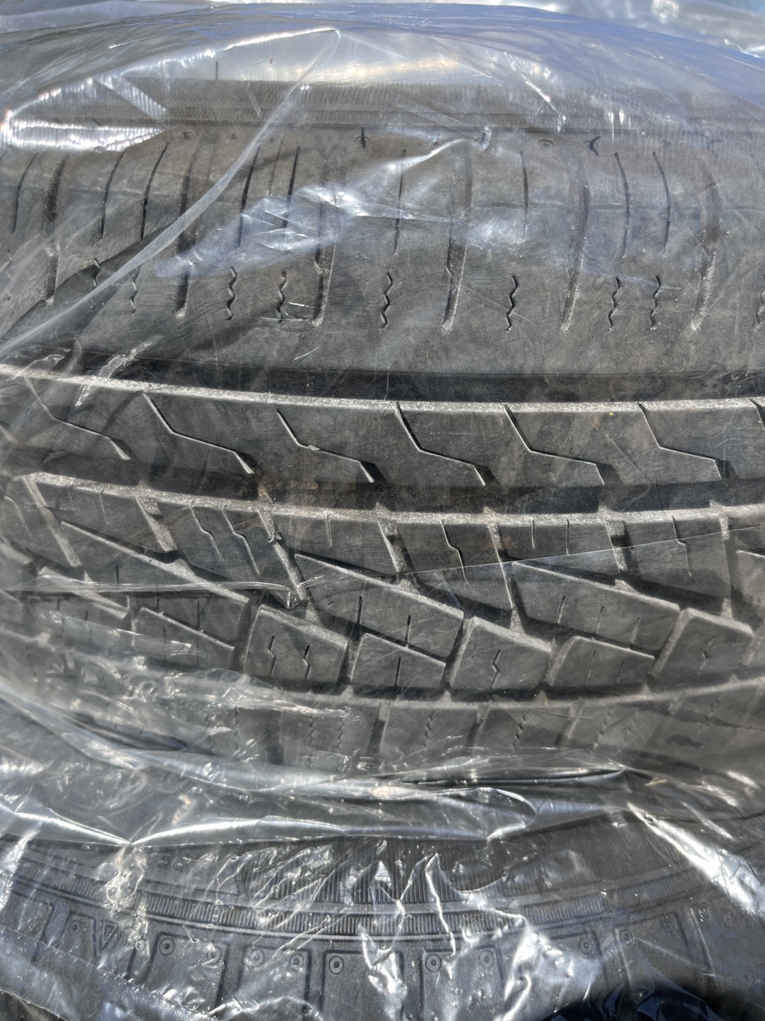 Free Used SUMITOMO Tires - 3 All-Season + 1 Damaged - photo 2