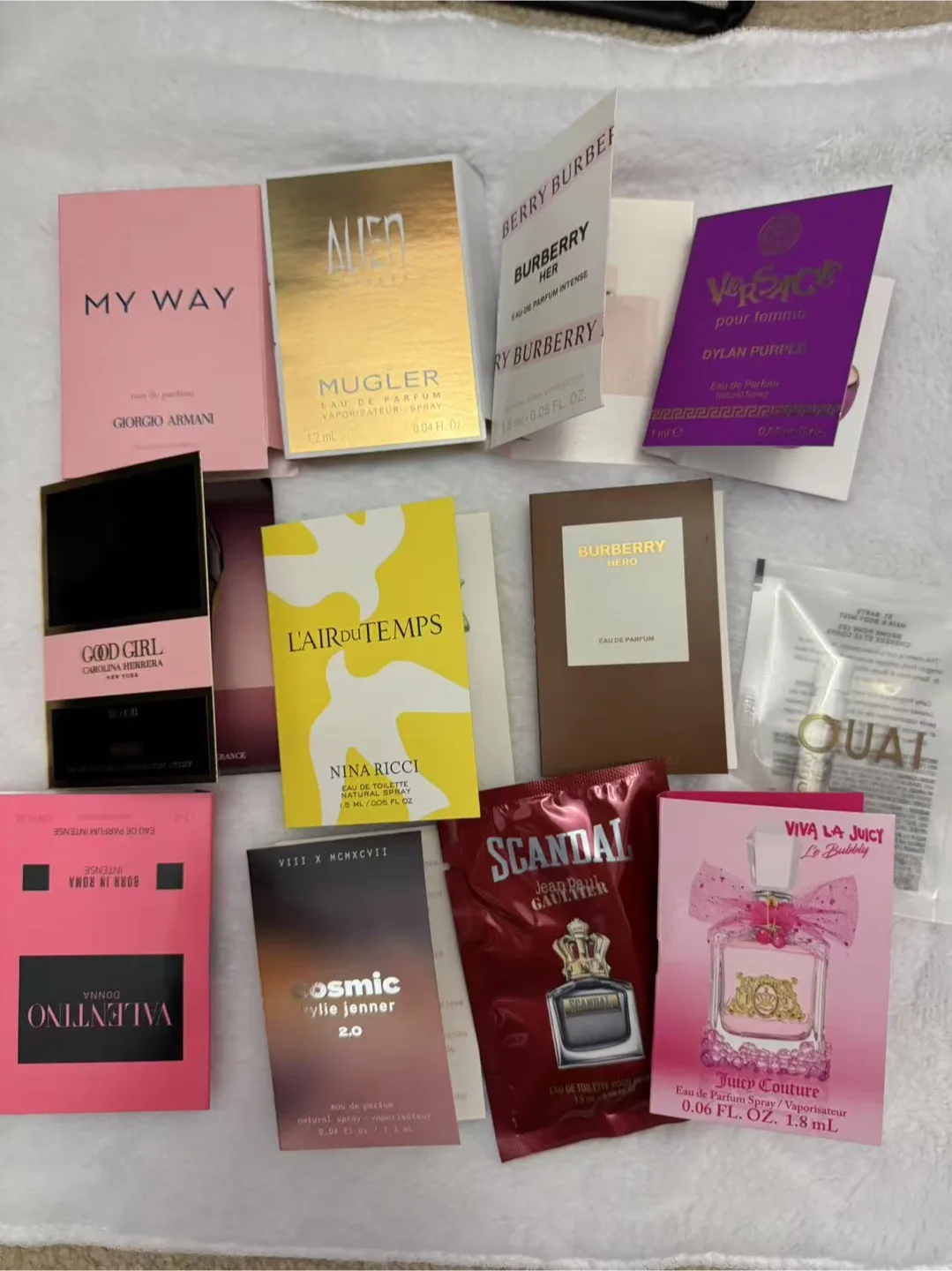Huge Perfume Sample Set -  Designer Fragrances image indicator(3)