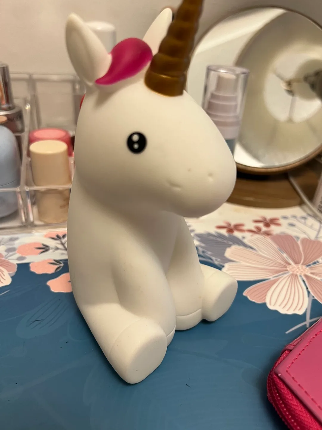 Color-changing Rainbow Unicorn Night Light image indicator(2)