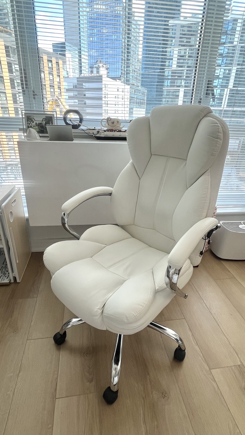 White Office Chair with Massage feature – Great Condition - photo 2