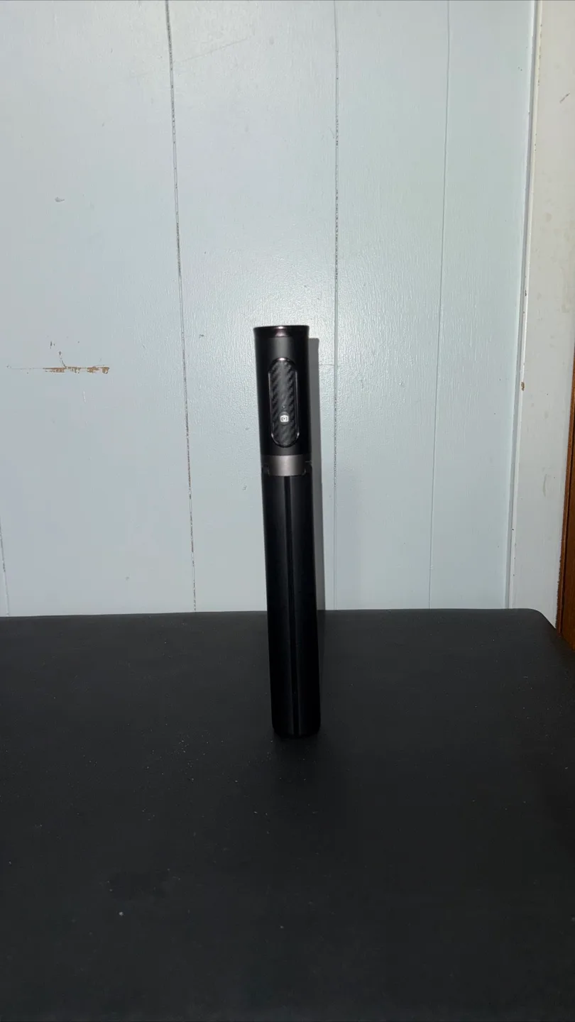 Extendable Selfie Stick Tripod image indicator(2)