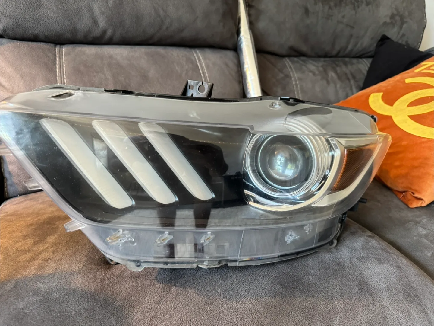 Ford Mustang gt 2015-2017 Headlight Assembly (pair) image indicator(2)