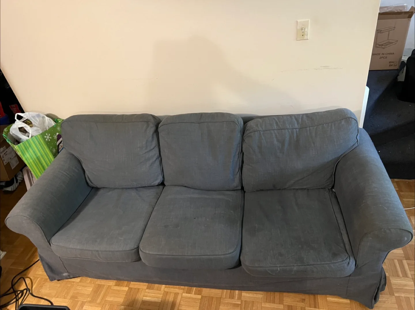 IKEA UPPLAND Three-Seater Sofa image indicator(2)