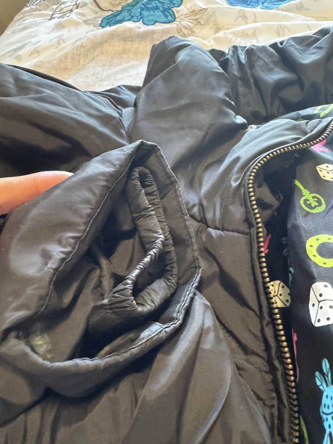 Black Puffer Jacket with Fun Print Lining - photo 5