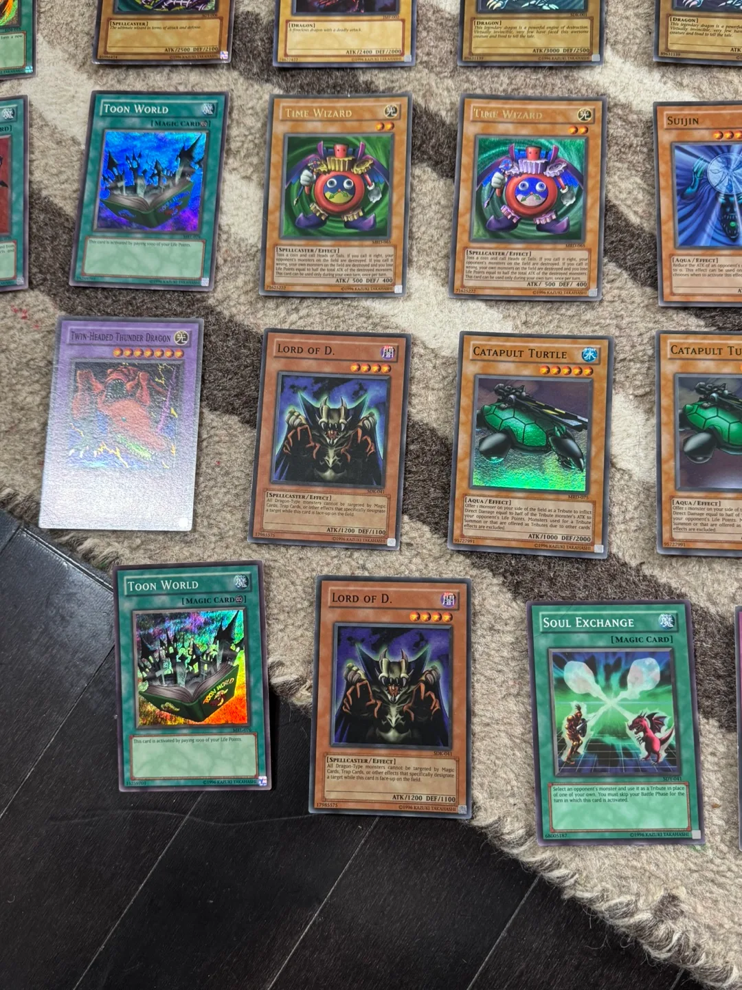 Collection of base set Yugioh cards (lots of holos) image indicator(5)