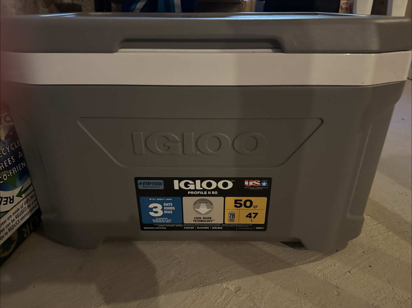 6-Person Instant Cabin Tent + Igloo 50qt Cooler - photo 4