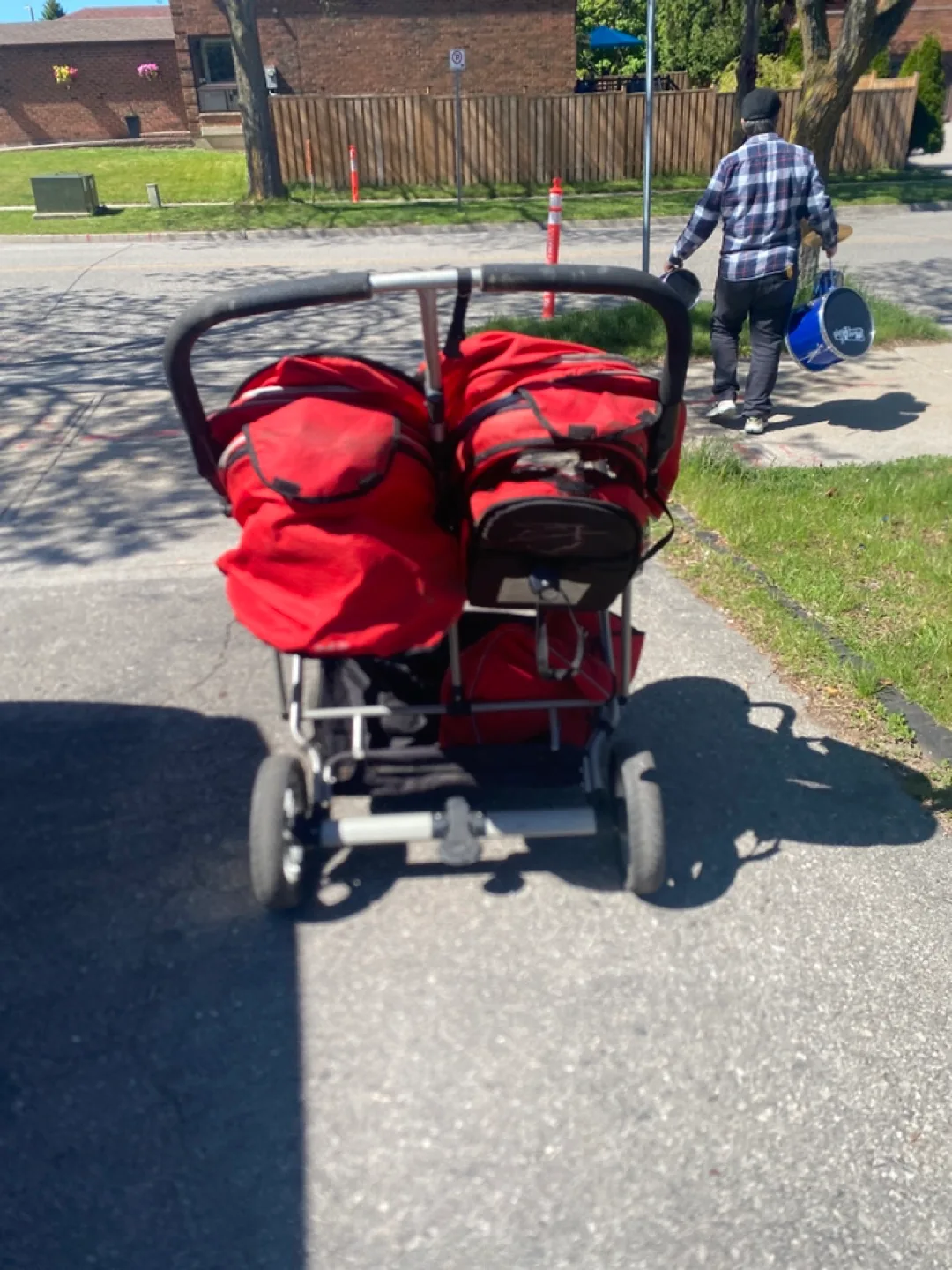 Red Twin Stroller image indicator(3)