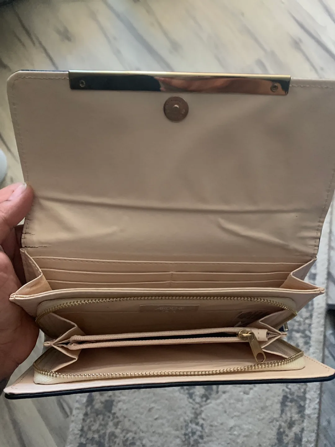 Pale Pink Clutch Wallet image indicator(2)