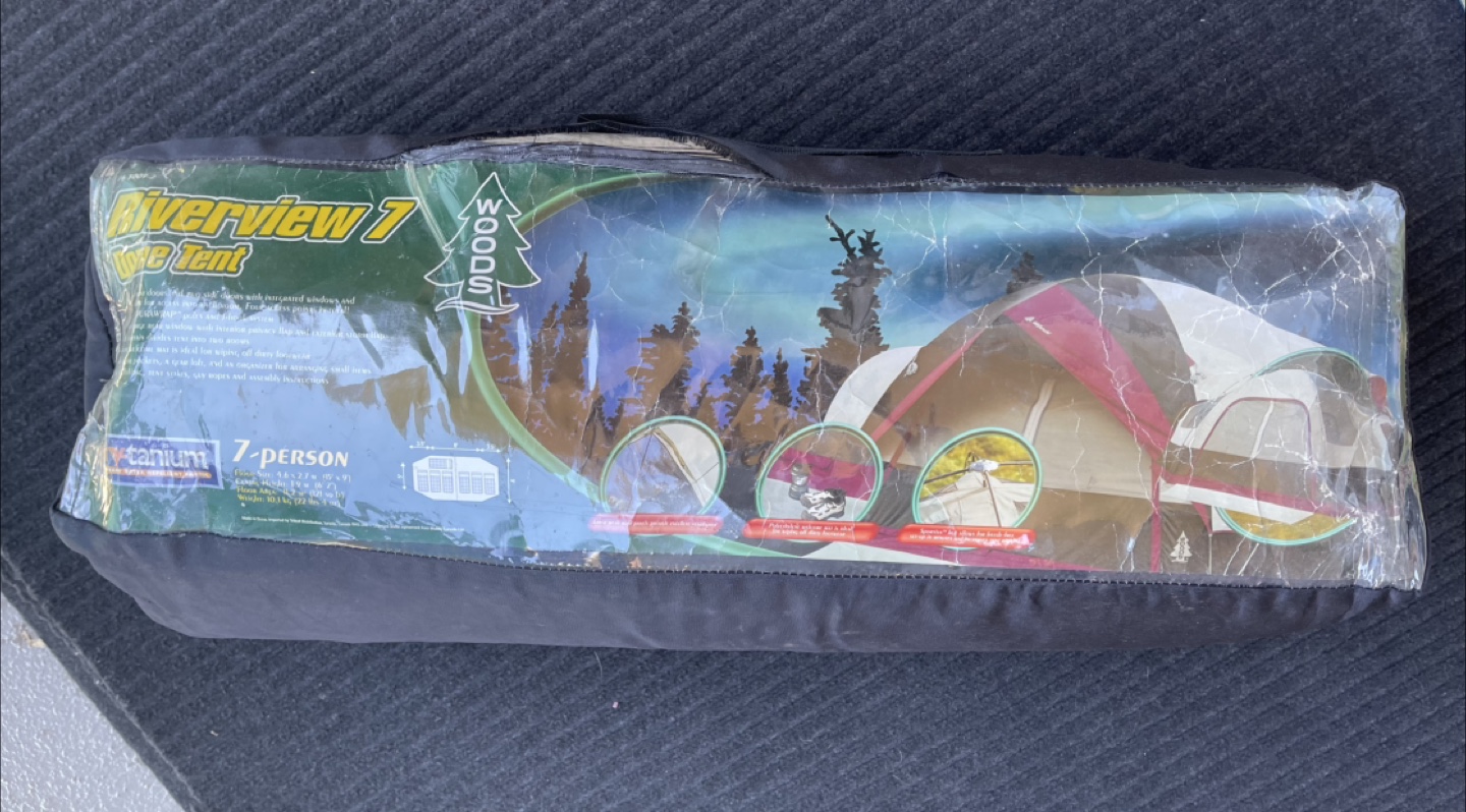 Woods Riverview 7-Person Dome Tent