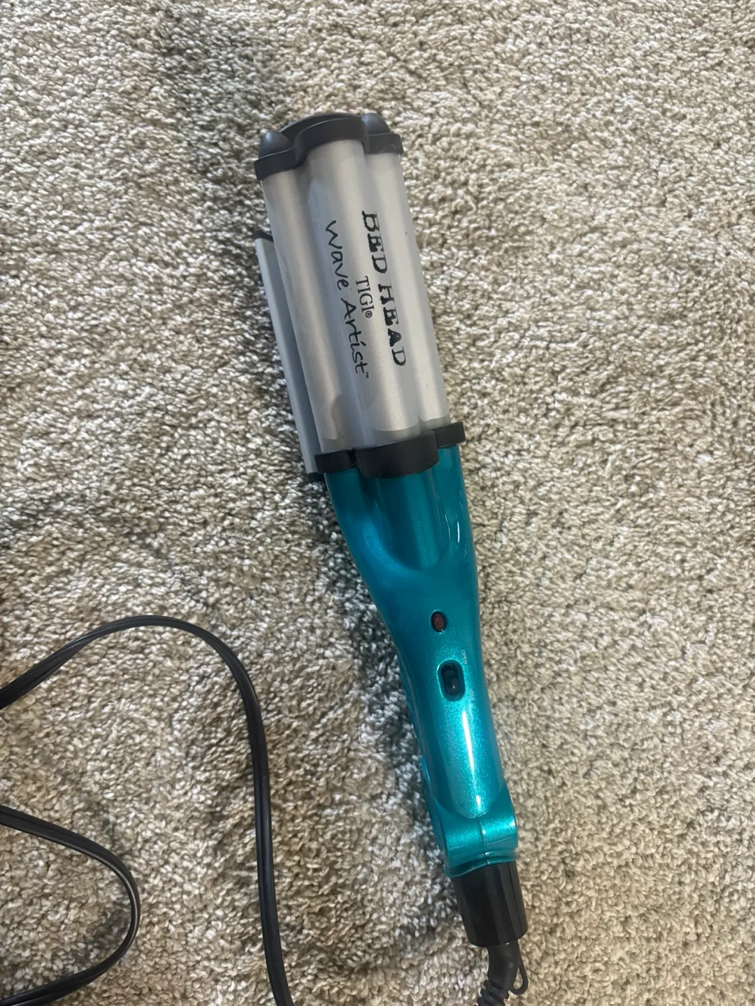 BED HEAD TIGI Wave Artist Curling Iron thumbnail