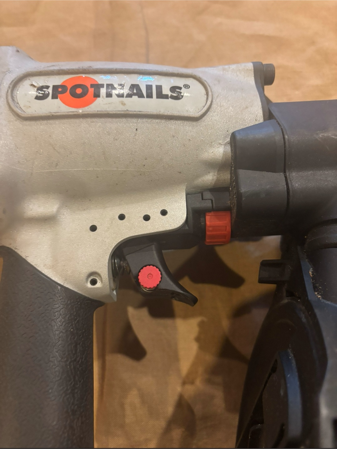 Spotnails UCNM65 Coil Roofing Nailer - photo 5