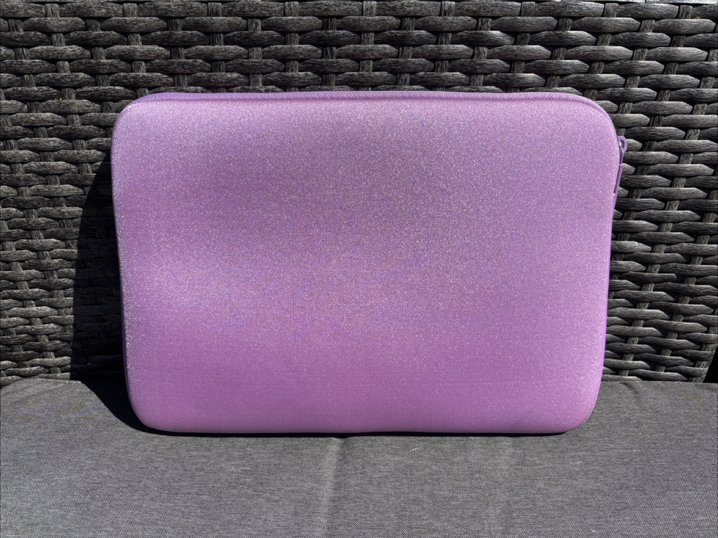 Incase 13-inch Laptop Sleeve Purple Excellent condition - photo 2