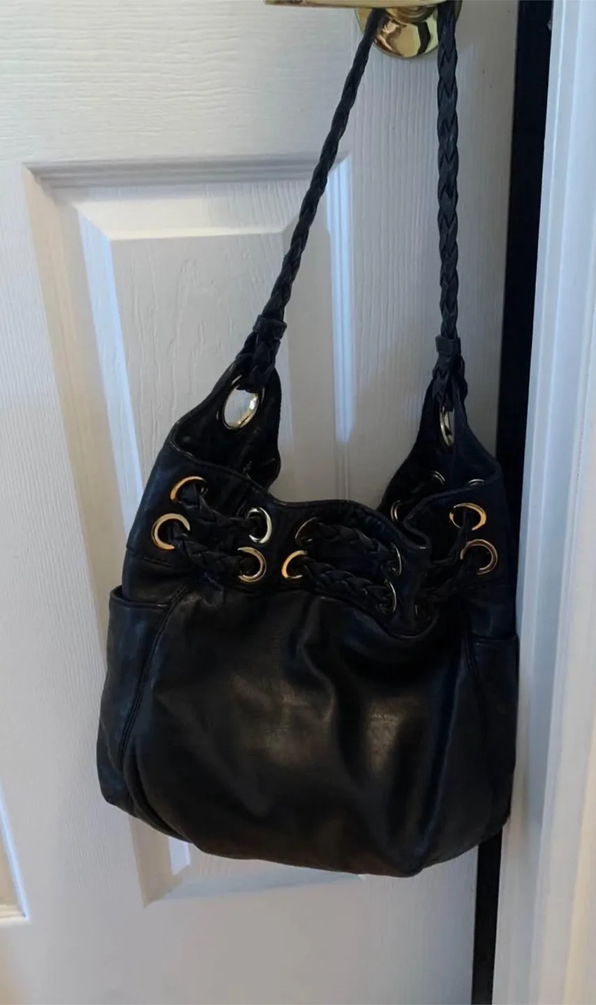 Michael Kors Black Leather Shoulder Bag image indicator(2)