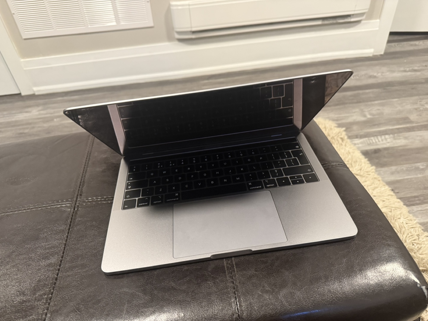 MacBook Pro 13" (2019) - i5 / 8GB / 256GB SSD - photo 2