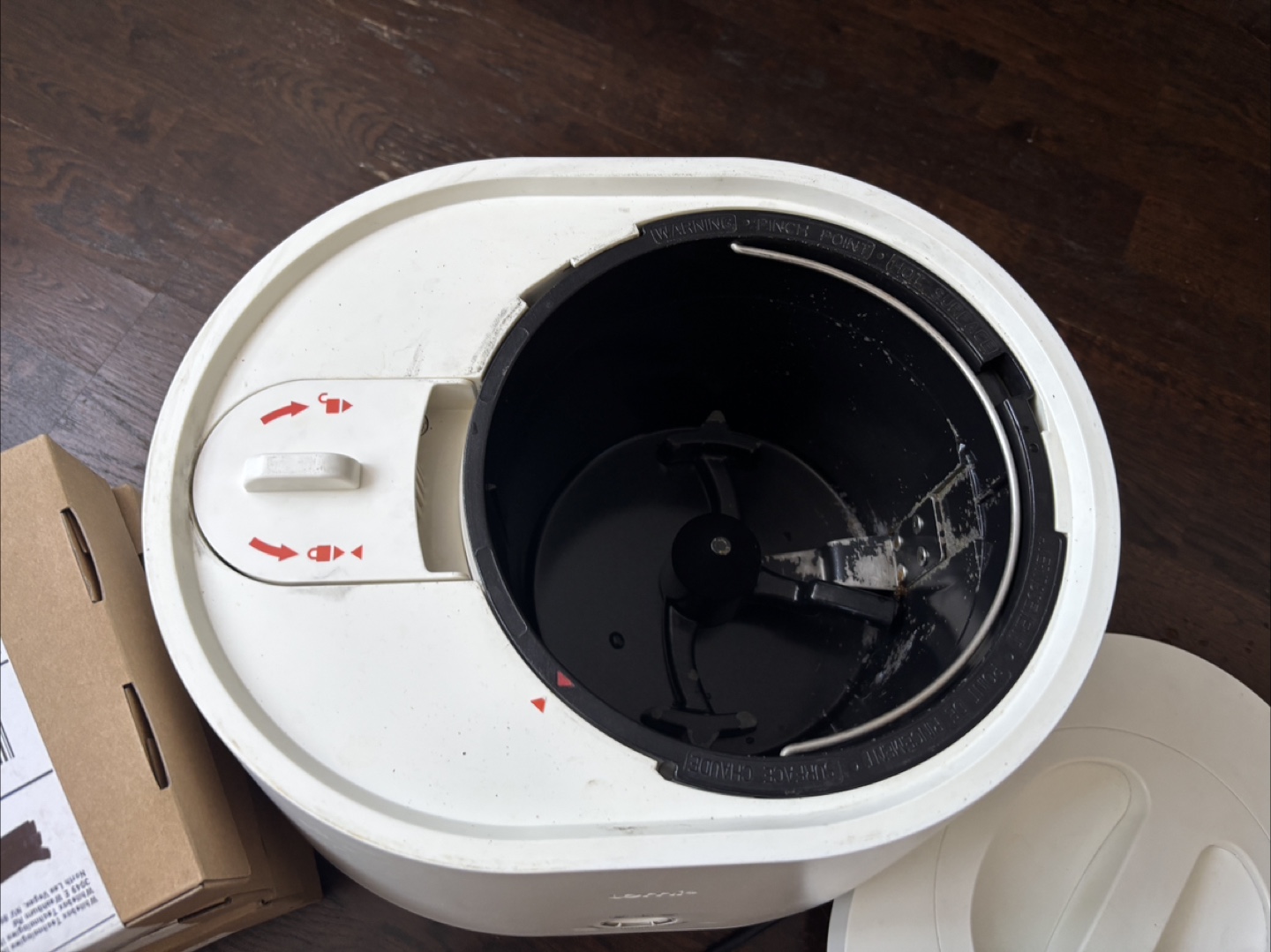 Lomi Smart Composter - 3L Electric Waste Composter - photo 3