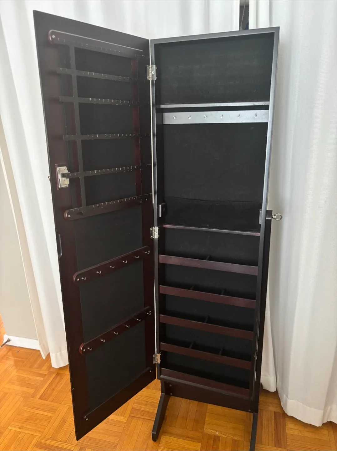 Full-Length Mirrored Jewellery Armoire with Abundant Storage image indicator(3)