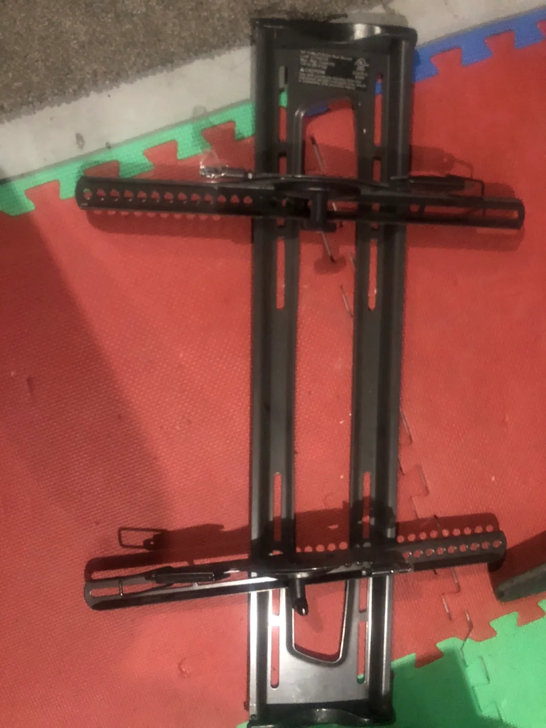 TV Wall Mount Bracket (slides and tilts) thumbnail