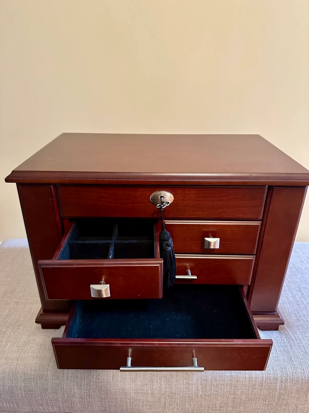Wooden Jewelry Box with Drawers and Mirror image indicator(3)