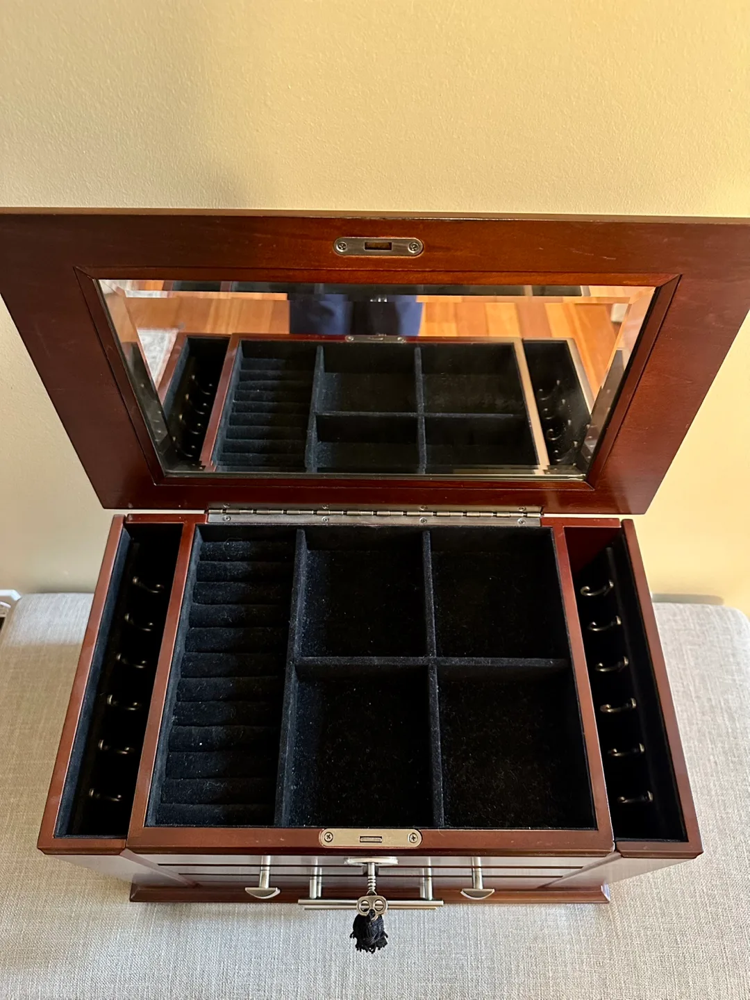 Wooden Jewelry Box with Drawers and Mirror image indicator(5)