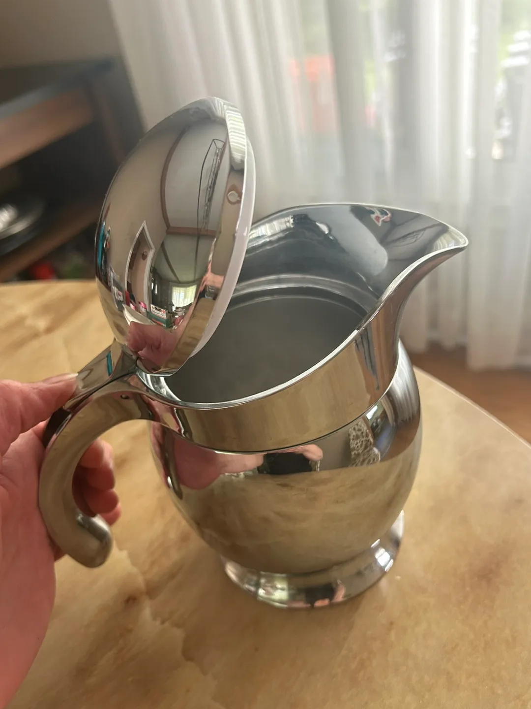 Stainless Steel Gravy Boat image indicator(4)