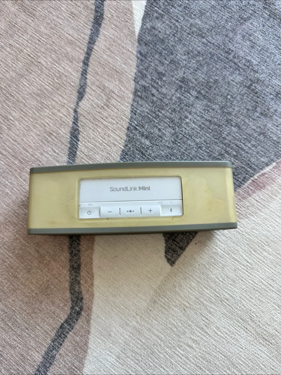 Bose SoundLink Bluetooth Speaker thumbnail