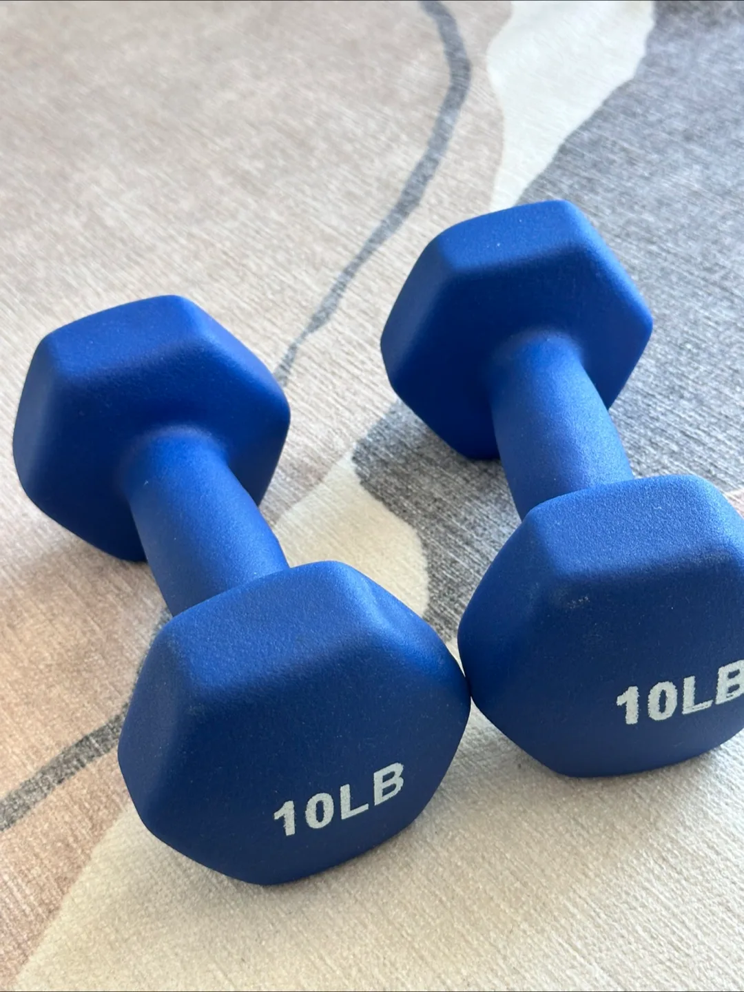 Pair of 10lb Blue Dumbbells image indicator(2)