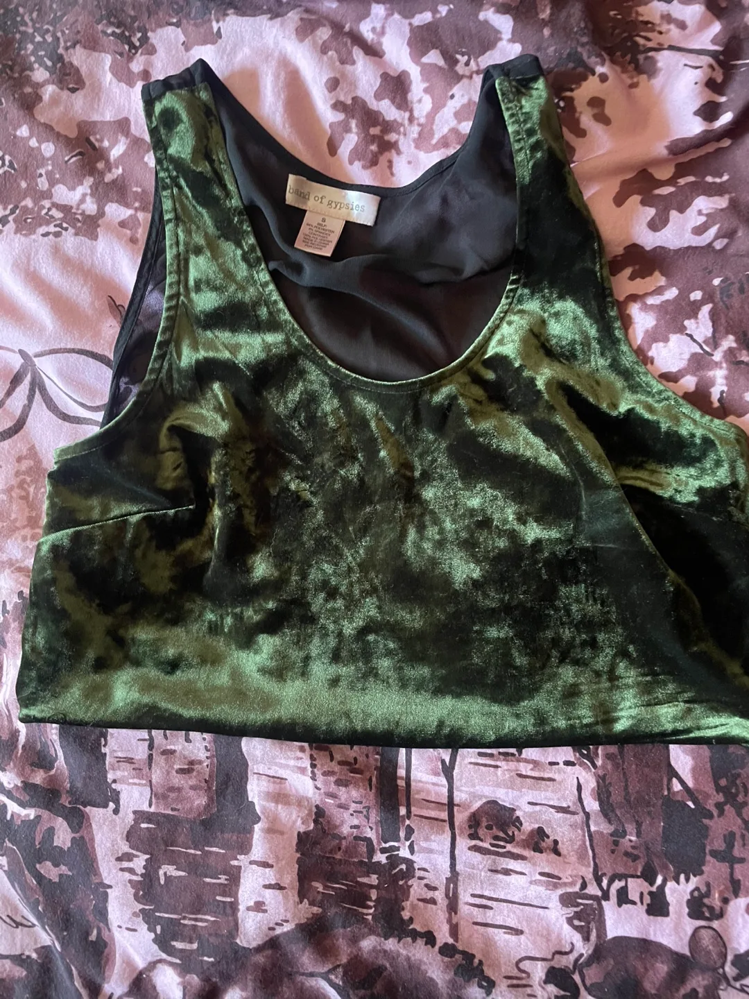 Green Velvet Tank crop Top thumbnail