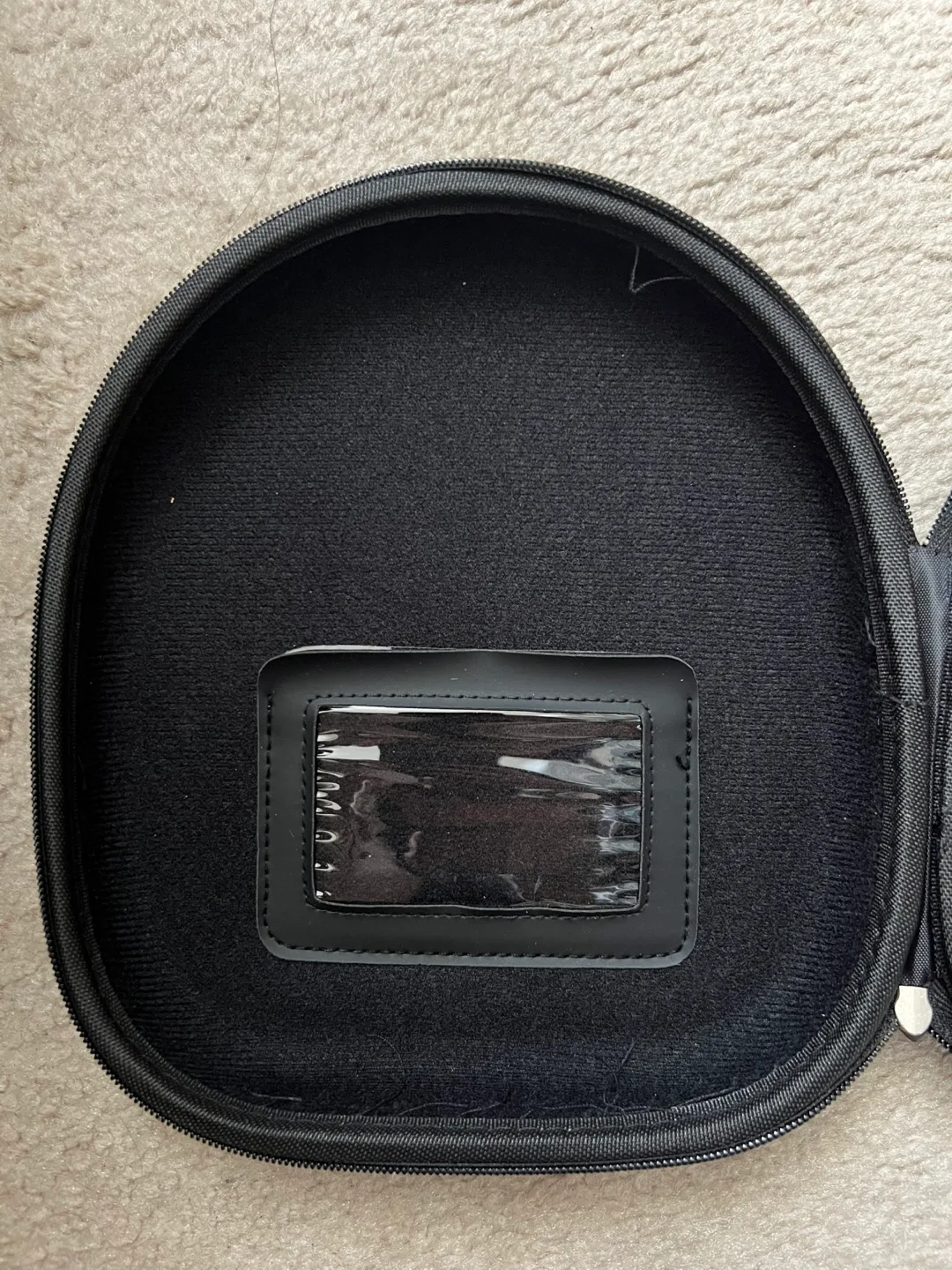 [New!] Coca-Cola Branded Headphones with Case image indicator(4)