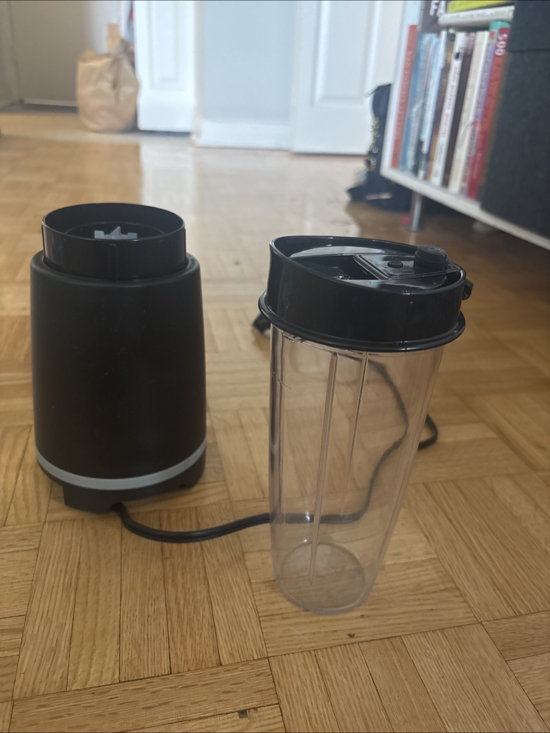 Personal  Blender - Black with travel cup - photo 2