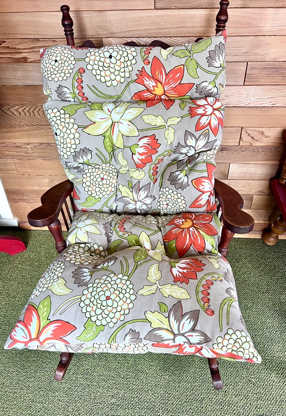 Outdoor/indoor chair cushion and 2 pillow cushions image indicator(2)