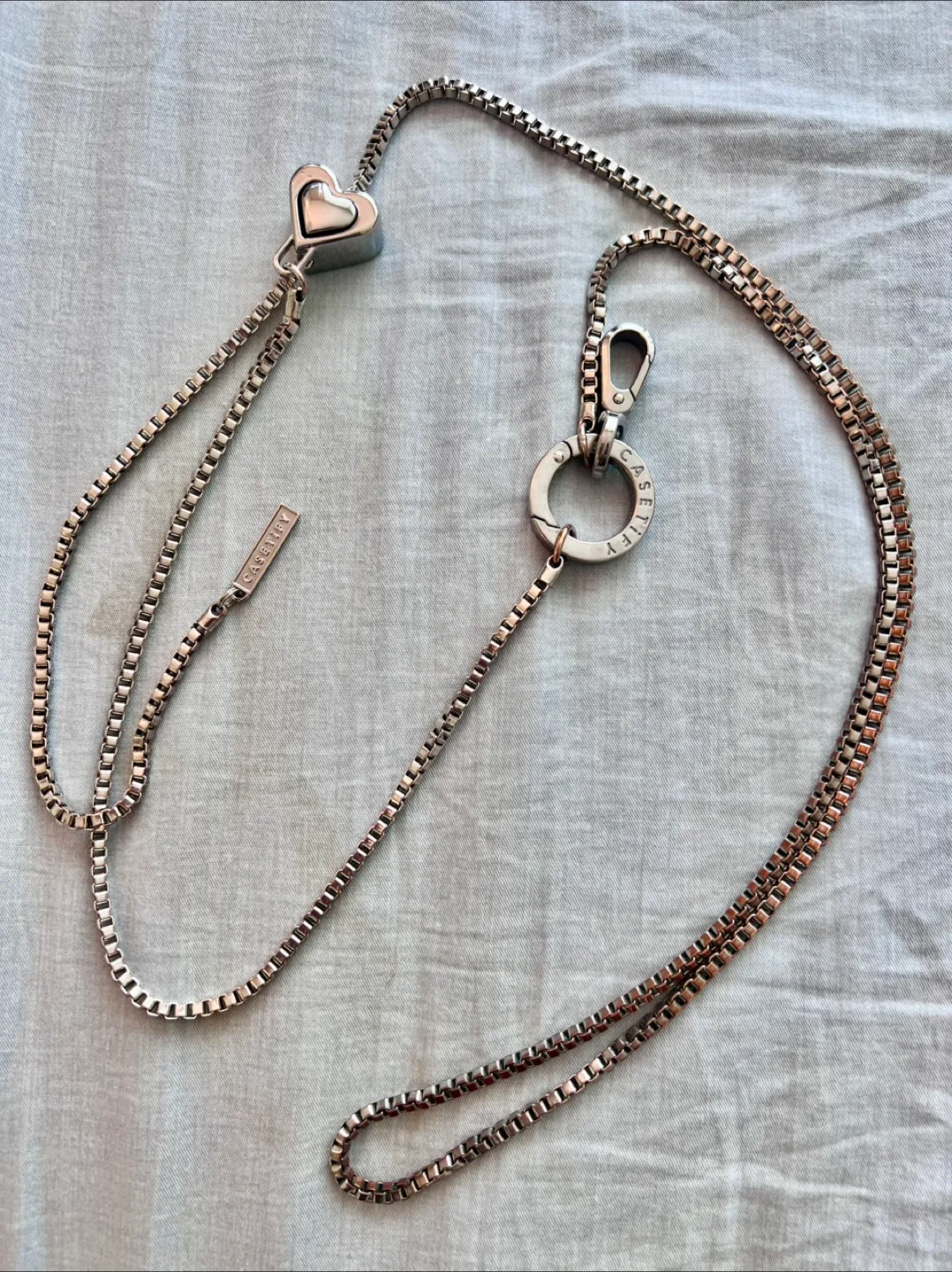 CASETIFY Metal Heart crossbody Chain Phone Strap - Silver image indicator(5)