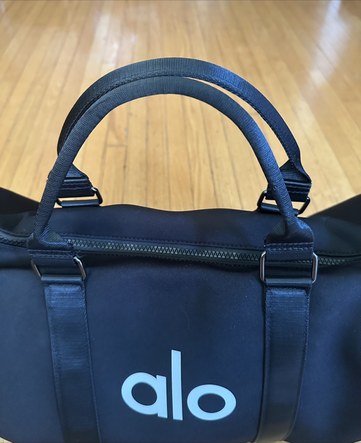 Alo Yoga Black Duffle Bag - photo 5