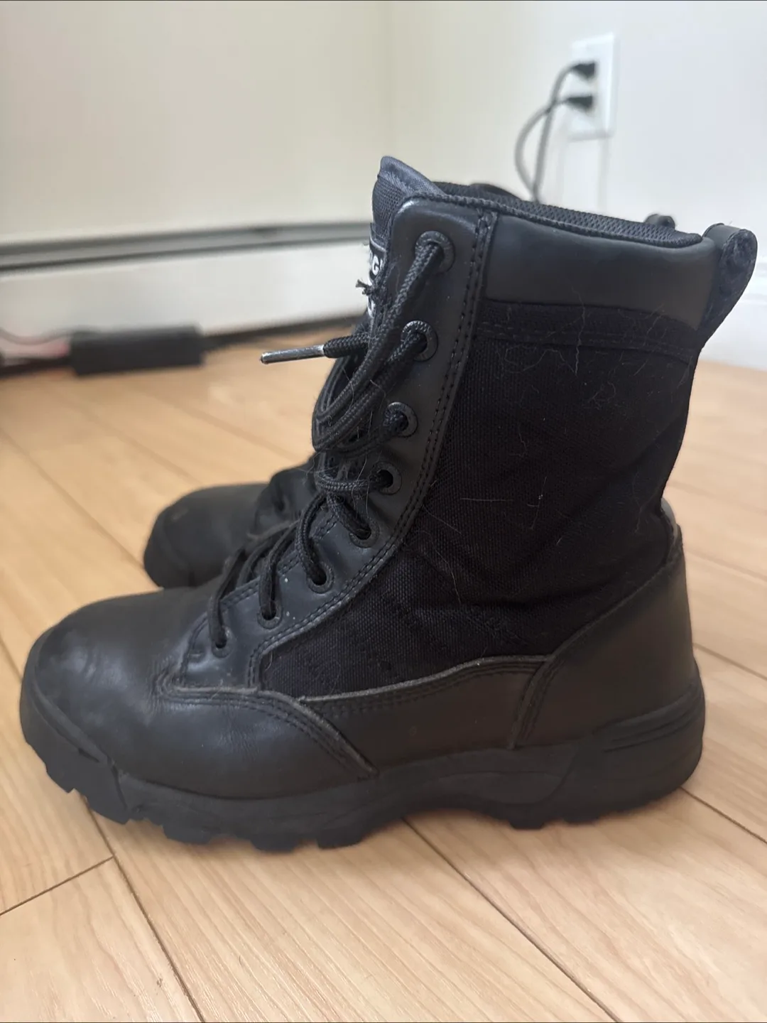 Original SWAT Classic Women's Boots - Size 7.5 thumbnail